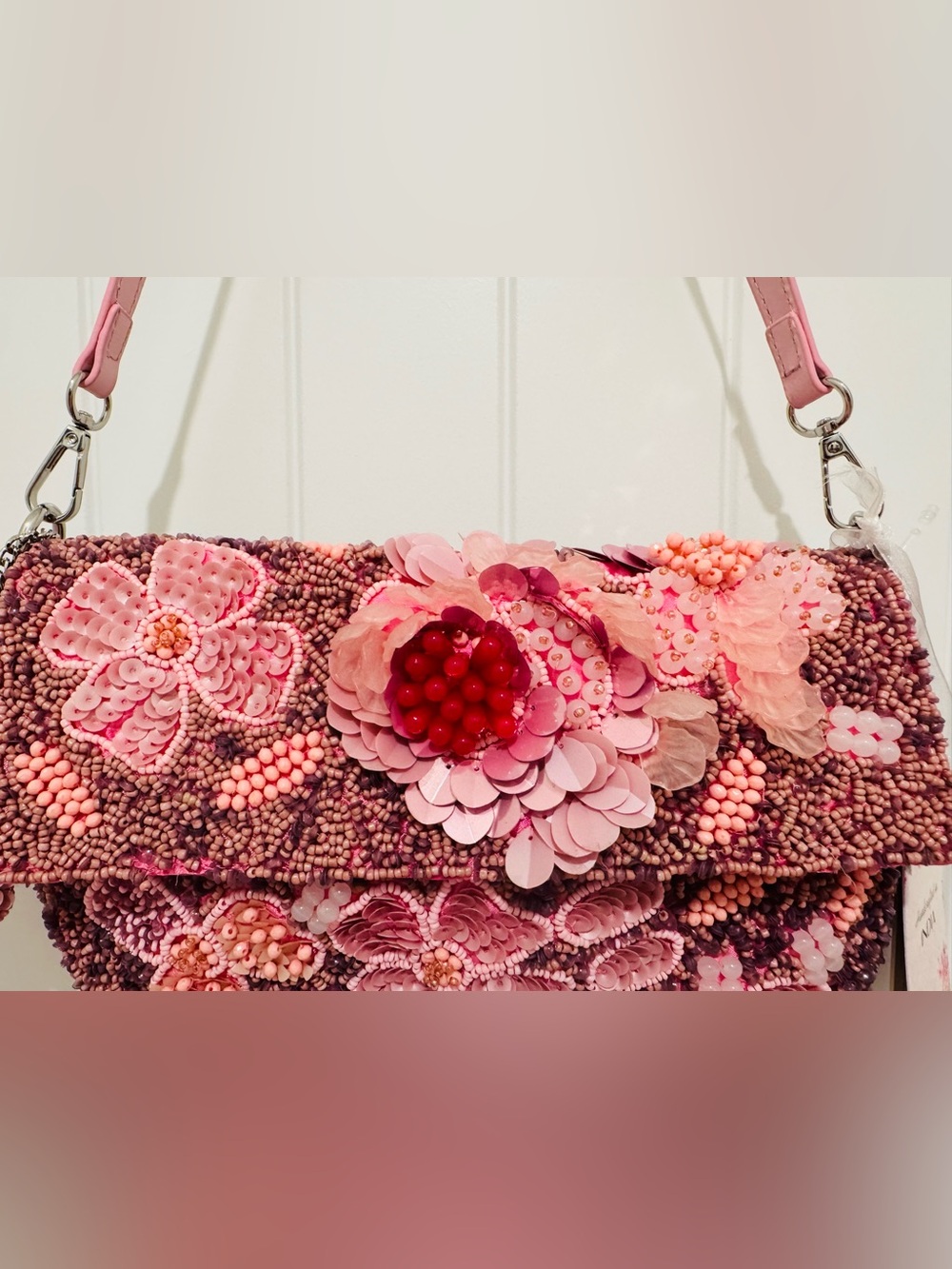 NWT Handmade in India Pink Floral Beaded Shoulder Bag with Detachable Charm - Picture 14 of 16
